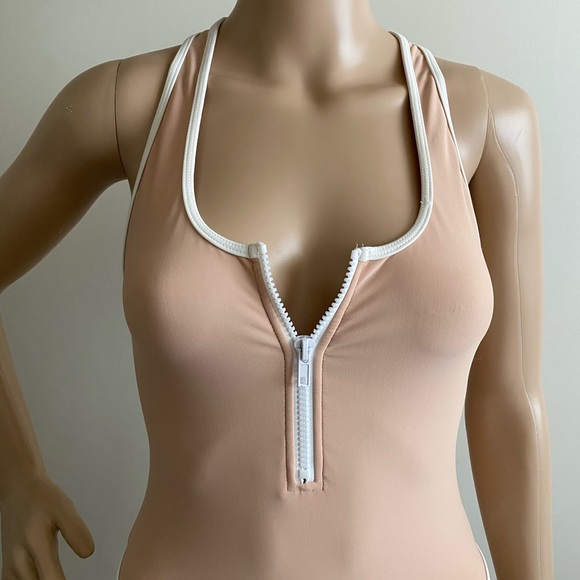 NWOT Razorback Swimsuit - Picture 8 of 14